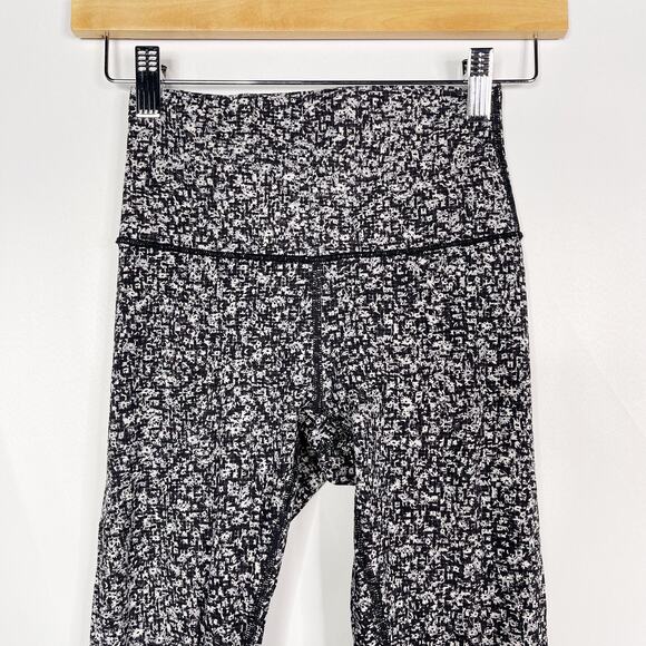 Lululemon Womens 2 Wunder Under Hi Rise 7/8 Tight Daisy Dust Alpine White Black - Picture 3 of 10